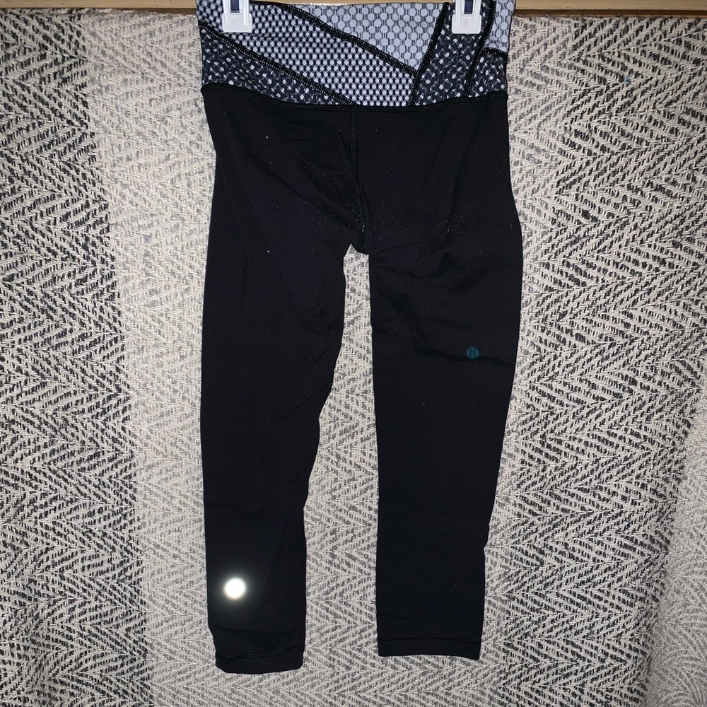 Lululemon Leggings - Picture 2 of 2